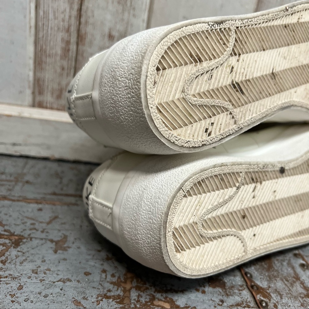 Nike Blazer Low Platform Sneakers in Triple Sail - Picture 9 of 11